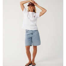 Koszulka damska RIP CURL Surf Puff Party Pack Relaxed biała
Koszulka damska RIP CURL Surf Puff Party Pack Relaxed biała