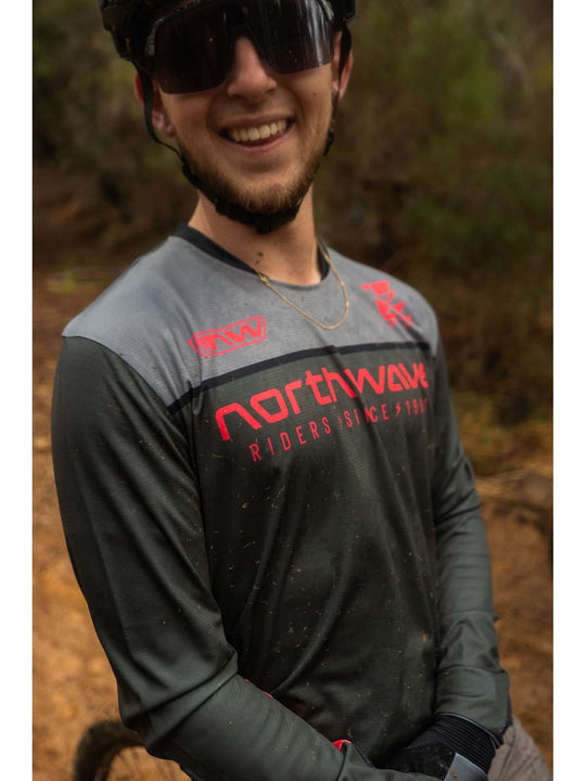 Koszulka rowerowa NORTHWAVE Edge 2 Jersey LS zielono beżowy - Adventure Sports
Koszulka rowerowa NORTHWAVE Edge 2 Jersey LS zielono beżowy - Adventure Sports