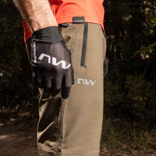 Spodenki rowerowe NORTHWAVE Escape 2 Baggy zielony - Adventure Sports
Spodenki rowerowe NORTHWAVE Escape 2 Baggy zielony - Adventure Sports