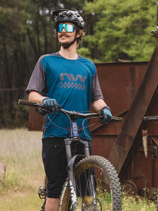 Koszulka rowerowa NORTHWAVE EDGE Jersey - niebieski/czarny - Adventure Sports
Koszulka rowerowa NORTHWAVE EDGE Jersey - niebieski/czarny - Adventure Sports