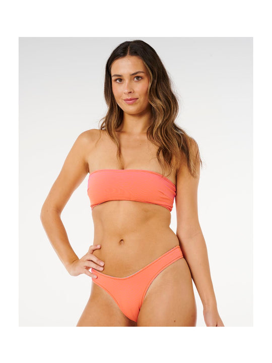 Dół bikini RIP CURL Malibu Cove Revo Bare Pant niebieski
Dół bikini RIP CURL Malibu Cove Revo Bare Pant niebieski