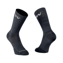 Skarpety rowerowe NORTHWAVE EXTREME PRO Sock - czarny/szary - Adventure Sports
Skarpety rowerowe NORTHWAVE EXTREME PRO Sock - czarny/szary - Adventure Sports