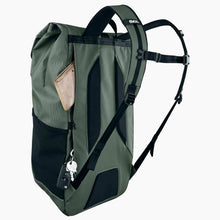 Plecak EVOC Duffle Backpack 26 dark olive - black
Plecak EVOC Duffle Backpack 26 dark olive - black