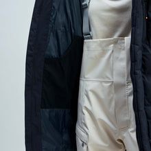 Płaszcz damski zimowy POC W'S Race Loft Parka czarna
Płaszcz damski zimowy POC W'S Race Loft Parka czarna