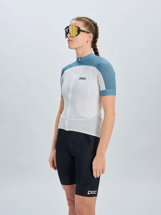 Koszulka rowerowa damska POC W’s Essential Road Logo Jersey white off - Adventure Sports
Koszulka rowerowa damska POC W’s Essential Road Logo Jersey white off - Adventure Sports