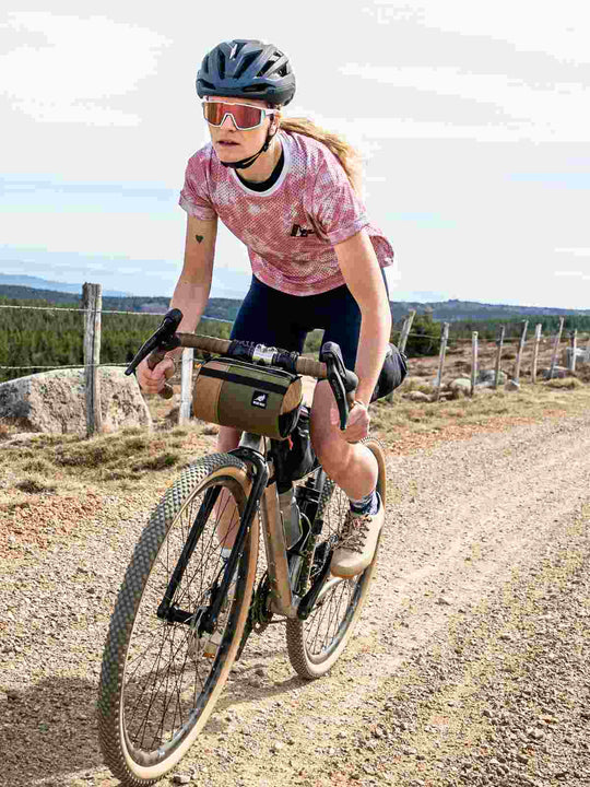 Okulary rowerowe Julbo Fury - pastelowy różowy/pastelowy niebieski | Spectron cat 3Cf - M - Adventure Sports
Okulary rowerowe Julbo Fury - pastelowy różowy/pastelowy niebieski | Spectron cat 3Cf - M - Adventure Sports