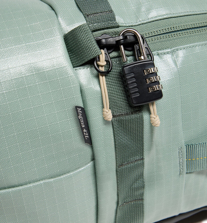 Torba HAGLÖFS Magma 42L dew green/chlorophyll green
Torba HAGLÖFS Magma 42L dew green/chlorophyll green