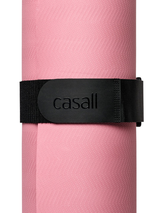Pasek CASALL Yoga Mat Roll Up Strap kolor czarny
Pasek CASALL Yoga Mat Roll Up Strap kolor czarny