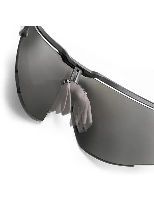 Okulary fotochromowe JULBO ULTIMATE - czarny/szary | Reactiv Cat 0-3 - L - Adventure Sports
Okulary fotochromowe JULBO ULTIMATE - czarny/szary | Reactiv Cat 0-3 - L - Adventure Sports