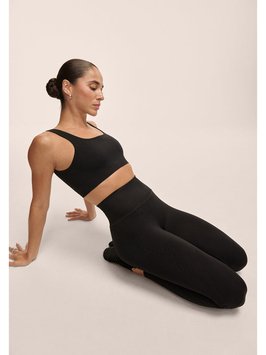 Legginsy damskie CASALL Scallop High Waist Seamless Tights czarny - Adventure Sports
Legginsy damskie CASALL Scallop High Waist Seamless Tights czarny - Adventure Sports
