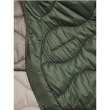 Kurtka damska pikowana Peak Performance W Helium Reversible Synth zielony - Adventure Sports
Kurtka damska pikowana Peak Performance W Helium Reversible Synth zielony - Adventure Sports