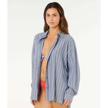 Koszula damska RIP CURL Beach Days Pinstripe Shirt niebieska
Koszula damska RIP CURL Beach Days Pinstripe Shirt niebieska