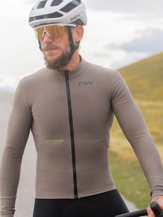 Bluza rowerowa NORTHWAVE Extreme Thermal Jrs beżowy
Bluza rowerowa NORTHWAVE Extreme Thermal Jrs beżowy