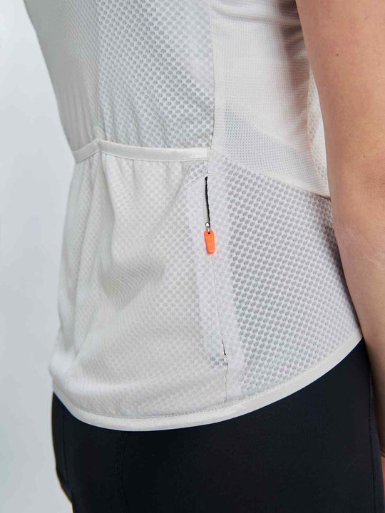 Koszulka rowerowa damska POC W’s Essential Road Logo Jersey white off - Adventure Sports
Koszulka rowerowa damska POC W’s Essential Road Logo Jersey white off - Adventure Sports