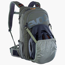 Plecak rowerowy EVOC Stage 12 dark olive
Plecak rowerowy EVOC Stage 12 dark olive