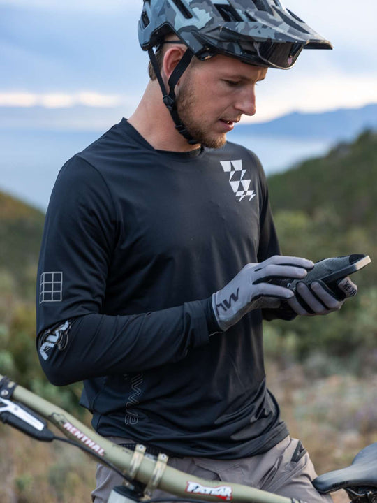 Koszulka Rowerowa NORTHWAVE Bomb Jersey LS czarny - Adventure Sports
Koszulka Rowerowa NORTHWAVE Bomb Jersey LS czarny - Adventure Sports