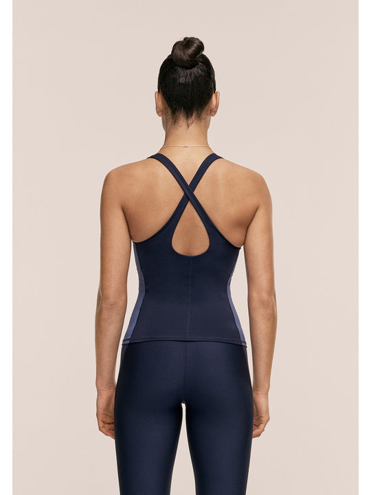 Koszulka damska CASALL Shaped Block Built in Bra Tank kolor granatowy
Koszulka damska CASALL Shaped Block Built in Bra Tank kolor granatowy