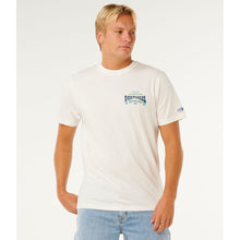 Koszulka męska RIP CURL Meo Peniche Pro 26 Event Tee biała
Koszulka męska RIP CURL Meo Peniche Pro 26 Event Tee biała