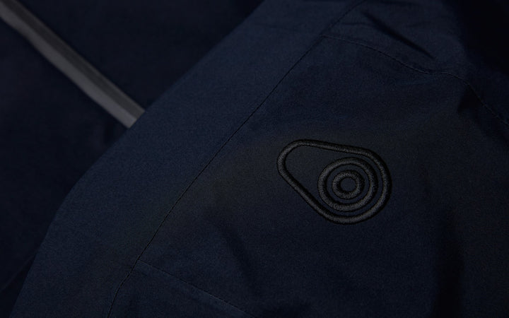 Kurtka z membraną Sail Racing GORE TEX HOODED JACKET granatowa
Kurtka z membraną Sail Racing GORE TEX HOODED JACKET granatowa