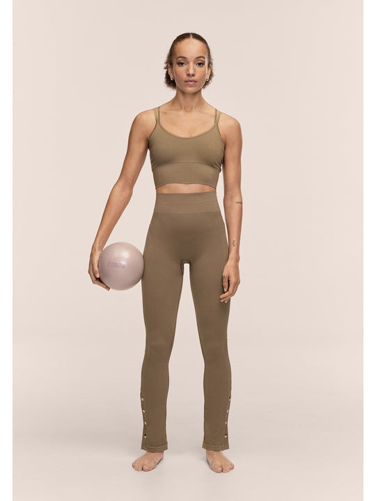 Spodnie damskie CASALL Seamless Rib Slit Pants kolor zielony
Spodnie damskie CASALL Seamless Rib Slit Pants kolor zielony