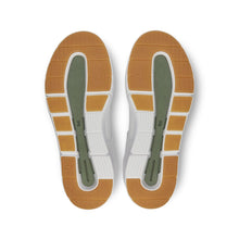 Buty damskie ON RUNNING W The Roger Clubhouse Mid biało/różowe
Buty damskie ON RUNNING W The Roger Clubhouse Mid biało/różowe