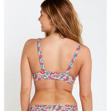 Stanik kąpielowy RIP CURL Las Flores Revo Halter kwiaty
Stanik kąpielowy RIP CURL Las Flores Revo Halter kwiaty