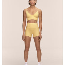 Legginsy treningowe damskie CASALL Ultra High Waist Hot Pant kolor żółty
Legginsy treningowe damskie CASALL Ultra High Waist Hot Pant kolor żółty
