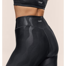 Legginsy treningowe damskie CASALL Heat Printed High Waist Tights kolor czarny
Legginsy treningowe damskie CASALL Heat Printed High Waist Tights kolor czarny
