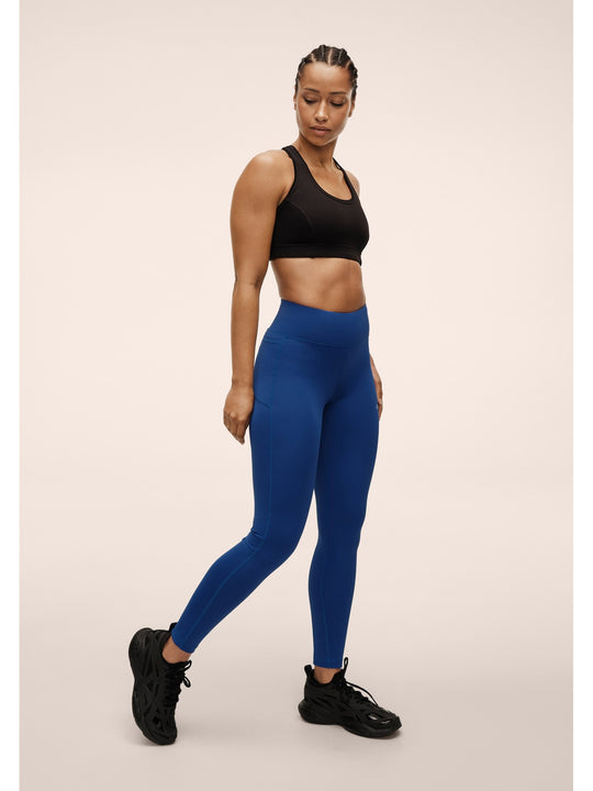 Legginsy treningowe damskie CASALL Essential Tights niebieskie
Legginsy treningowe damskie CASALL Essential Tights niebieskie