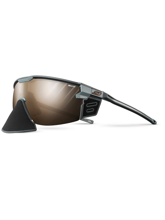 Okulary fotochromowe JULBO ULTIMATE COVER - szary | Reactiv Cat 2-4 - L - Adventure Sports
Okulary fotochromowe JULBO ULTIMATE COVER - szary | Reactiv Cat 2-4 - L - Adventure Sports