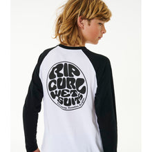 Koszulka chłopięca RIP CURL Wettie Icon Ls Tee -Boy biały
Koszulka chłopięca RIP CURL Wettie Icon Ls Tee -Boy biały