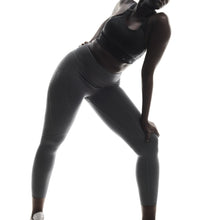 Legginsy biegowe damskie ON RUNNING Performance Tights 7/8 szary - Adventure Sports
Legginsy biegowe damskie ON RUNNING Performance Tights 7/8 szary - Adventure Sports