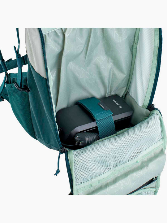Plecak rowerowy EVOC E-Ride 12 stone - petrol
Plecak rowerowy EVOC E-Ride 12 stone - petrol