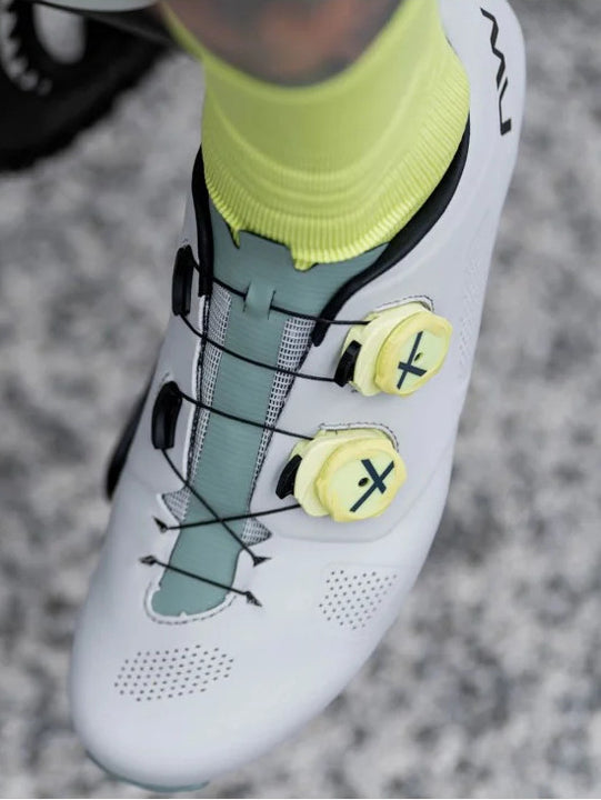 Buty rowerowe NORTHWAVE Revolution jasny szary - Adventure Sports
Buty rowerowe NORTHWAVE Revolution jasny szary - Adventure Sports