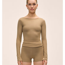 Koszulka treningowa damska CASALL Sublime Boatneck Long Sleeve kolor brązowy
Koszulka treningowa damska CASALL Sublime Boatneck Long Sleeve kolor brązowy