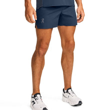 Szorty do biegania On 5" Lightweight Shorts granatowy
Szorty do biegania On 5" Lightweight Shorts granatowy