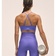 Stanik Casall Sleek Strappy Sports Bra kolor fioletowy
Stanik Casall Sleek Strappy Sports Bra kolor fioletowy