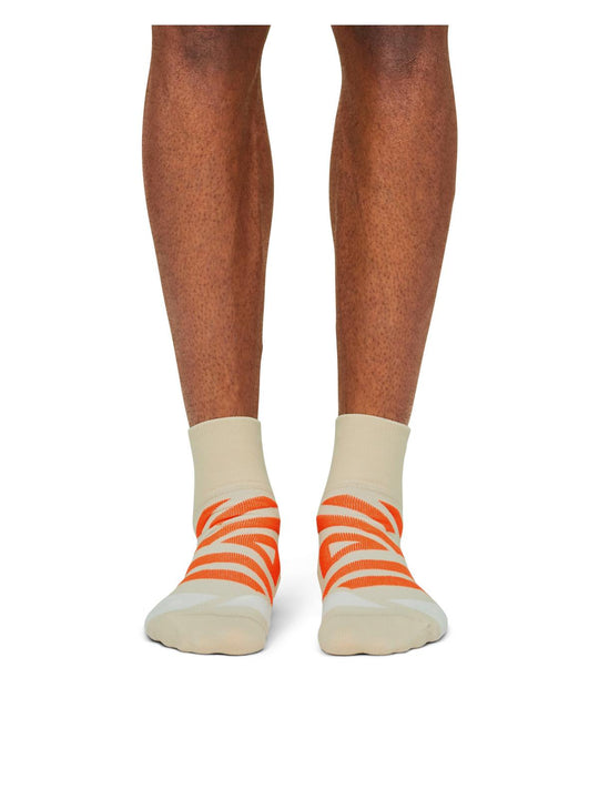 Skarpety do biegania On Performance Mid Sock beżowy
Skarpety do biegania On Performance Mid Sock beżowy