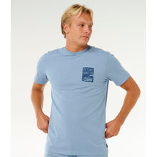Koszulka męska RIP CURL Keep On Trucking Ss Tee niebieska
Koszulka męska RIP CURL Keep On Trucking Ss Tee niebieska