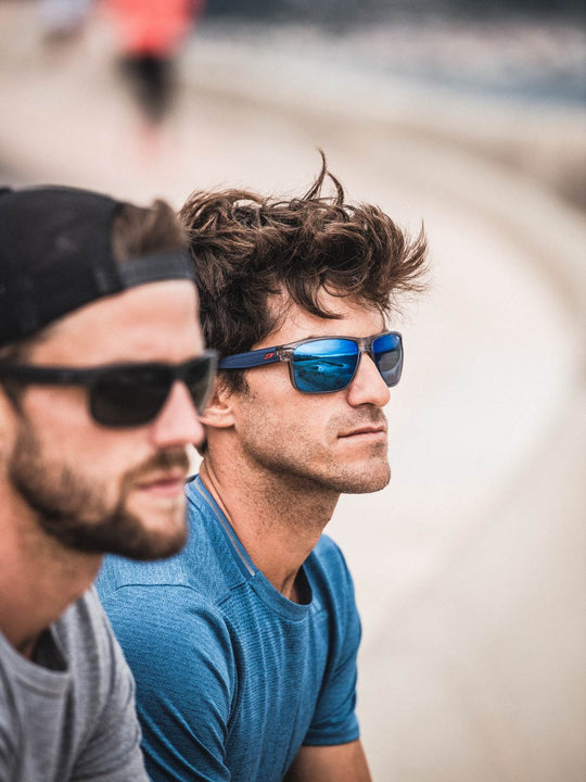 Okulary przeciwsłoneczne Julbo Renegade - czarny / niebieski | Spectron cat 3 - L - Adventure Sports
Okulary przeciwsłoneczne Julbo Renegade - czarny / niebieski | Spectron cat 3 - L - Adventure Sports