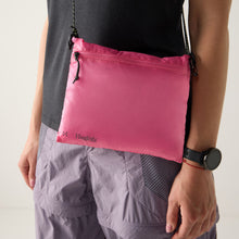 Torebka HAGLÖFS Flat accessory bag lantana pink
Torebka HAGLÖFS Flat accessory bag lantana pink
