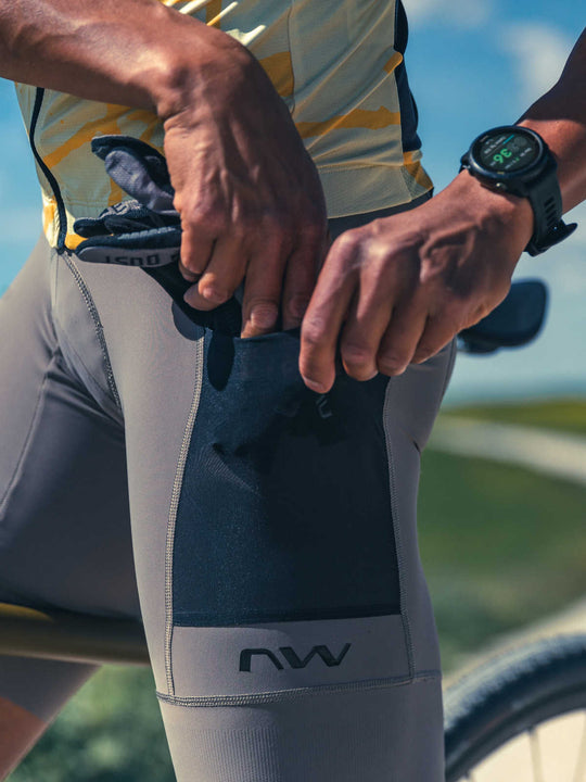 Spodenki rowerowe NORTHWAVE Fast Rock bibshort beżowy - Adventure Sports
Spodenki rowerowe NORTHWAVE Fast Rock bibshort beżowy - Adventure Sports