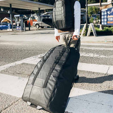 Torba podróżna na kółkach Db™ Hugger Roller Bag Check-In 90L czarny
Torba podróżna na kółkach Db™ Hugger Roller Bag Check-In 90L czarny