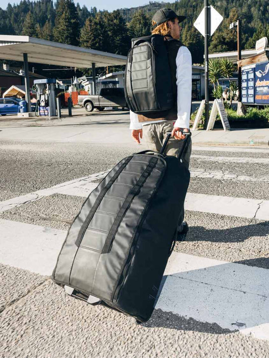 Torba podróżna na kółkach Db™ Hugger Roller Bag Check-In 90L czarny
Torba podróżna na kółkach Db™ Hugger Roller Bag Check-In 90L czarny