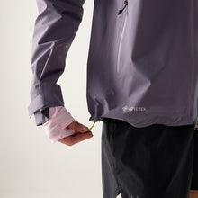 Kurtka HAGLÖFS L.I.M Airak GTX Jacket Women purple fog
Kurtka HAGLÖFS L.I.M Airak GTX Jacket Women purple fog