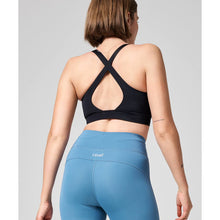 Stanik treningowy CASALL Crossback Sports Bra czarny - Top - Adventure
Stanik treningowy CASALL Crossback Sports Bra czarny - Top - Adventure