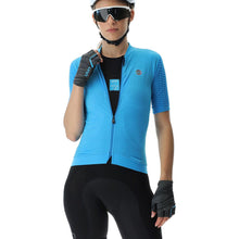 Koszulka rowerowa damska UYN Airwing Biking Shirt – turquoise/Black
Koszulka rowerowa damska UYN Airwing Biking Shirt – turquoise/Black
