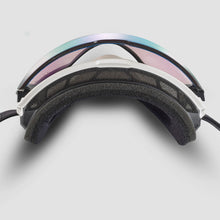 Gogle narciarskie JULBO Lightyear biały fotochtom Cat 1-3 High Contrast - XL - Adventure Sports
Gogle narciarskie JULBO Lightyear biały fotochtom Cat 1-3 High Contrast - XL - Adventure Sports