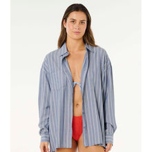 Koszula damska RIP CURL Beach Days Pinstripe Shirt niebieska
Koszula damska RIP CURL Beach Days Pinstripe Shirt niebieska
