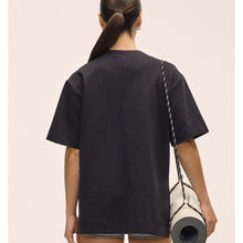Koszulka treningowa damska CASALL Aria Oversize Tee kolor czarny
Koszulka treningowa damska CASALL Aria Oversize Tee kolor czarny